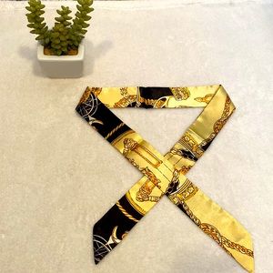 🆕NIP: Twilly Multipurpose Silk/Polyester blend Scarf-Black/Gold & Creamy Yellow